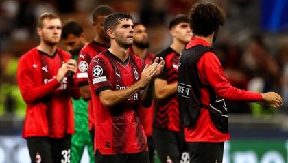  纽卡斯尔天价报价意甲金靴  