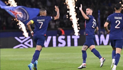  姆巴佩梅开二度助球队取胜，法甲射手榜强势登顶  