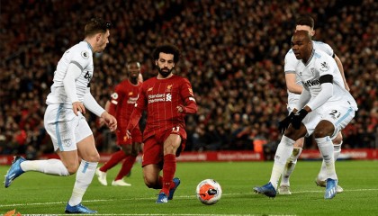  埃弗顿补时阶段连入两球逆转西汉姆联