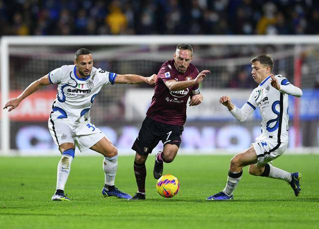  卡利亚里保级生死战击败萨勒尼塔纳  